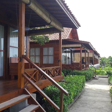 Marind Dive Eco Resort Waha Buitenkant foto