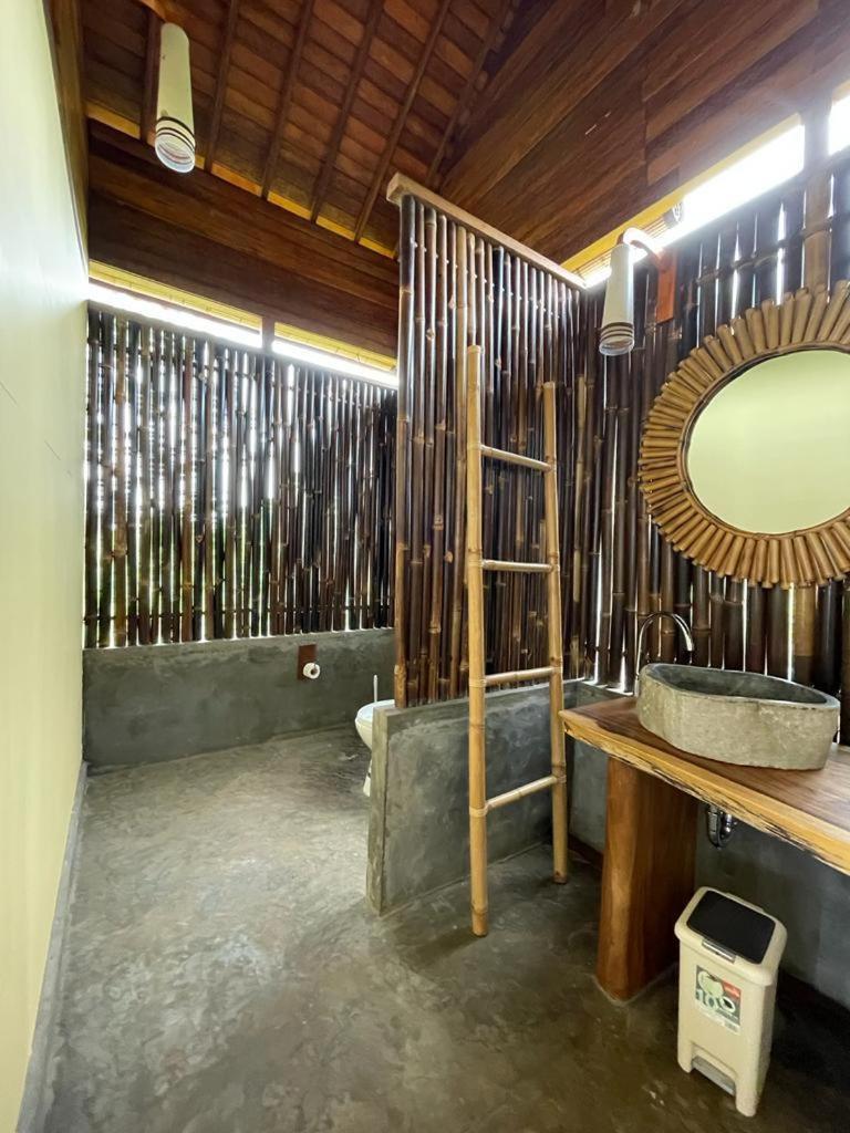 Marind Dive Eco Resort Waha Buitenkant foto