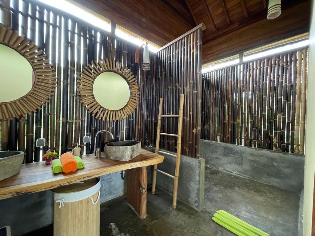 Marind Dive Eco Resort Waha Buitenkant foto